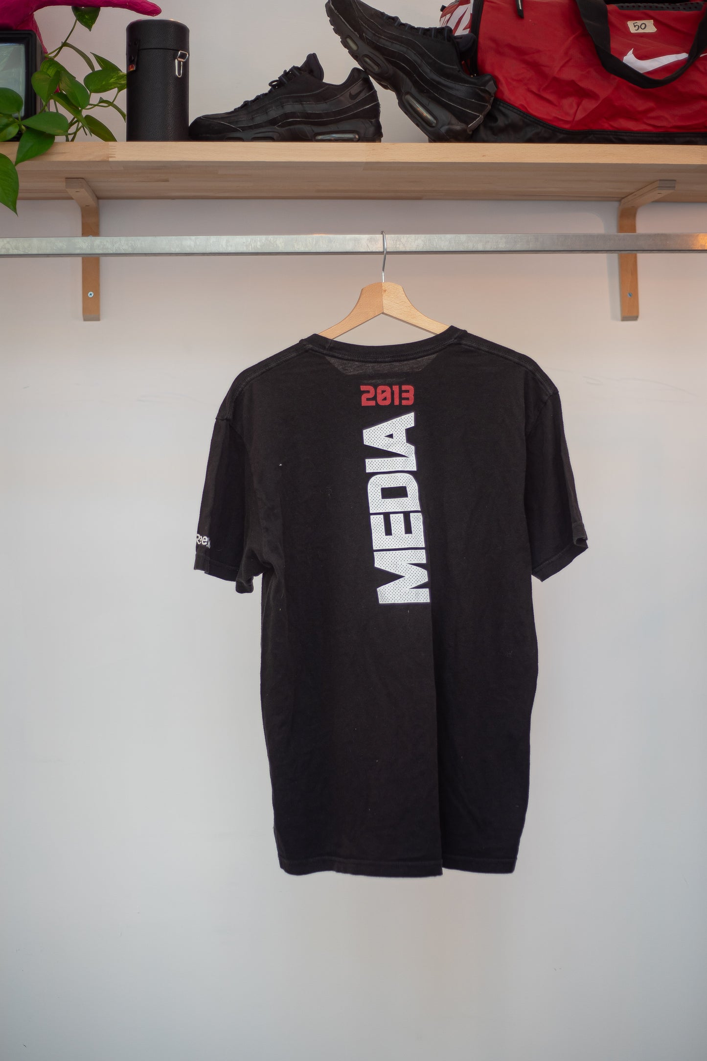 Reebok T-shirt (L)