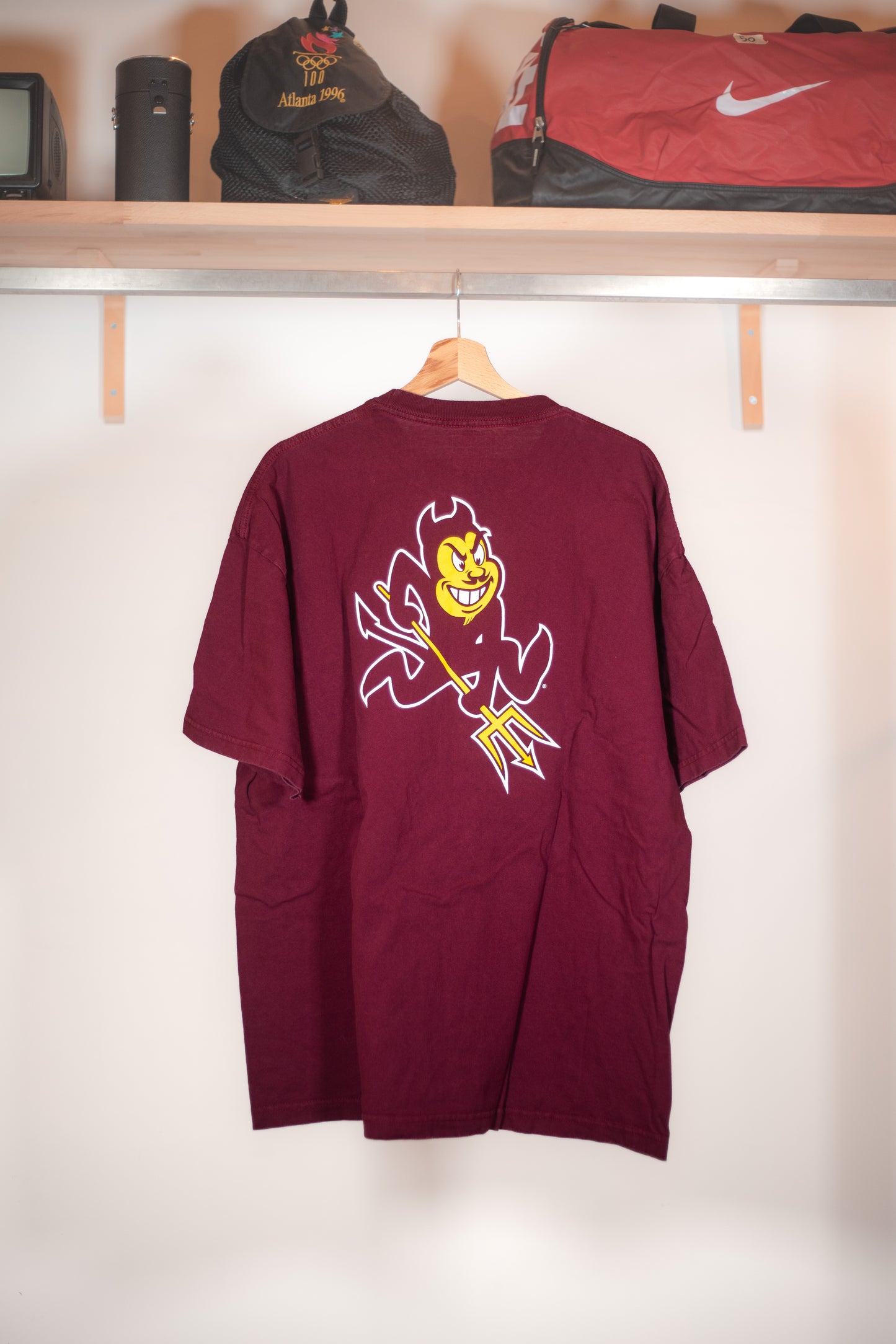Champs XL Maroon Gold Print T-shirt