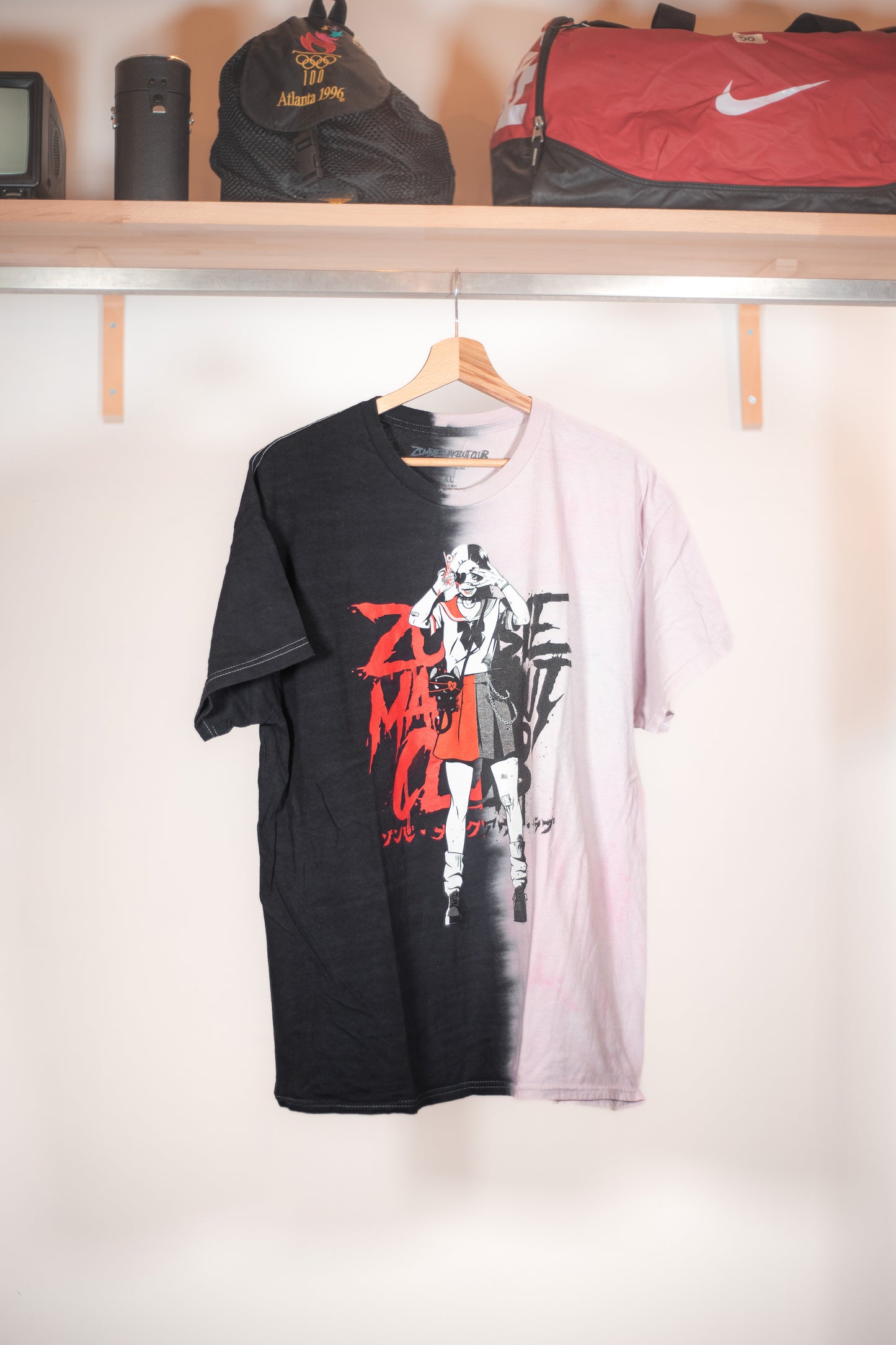 Zombie Makeout Club XL Graphic T-shirt