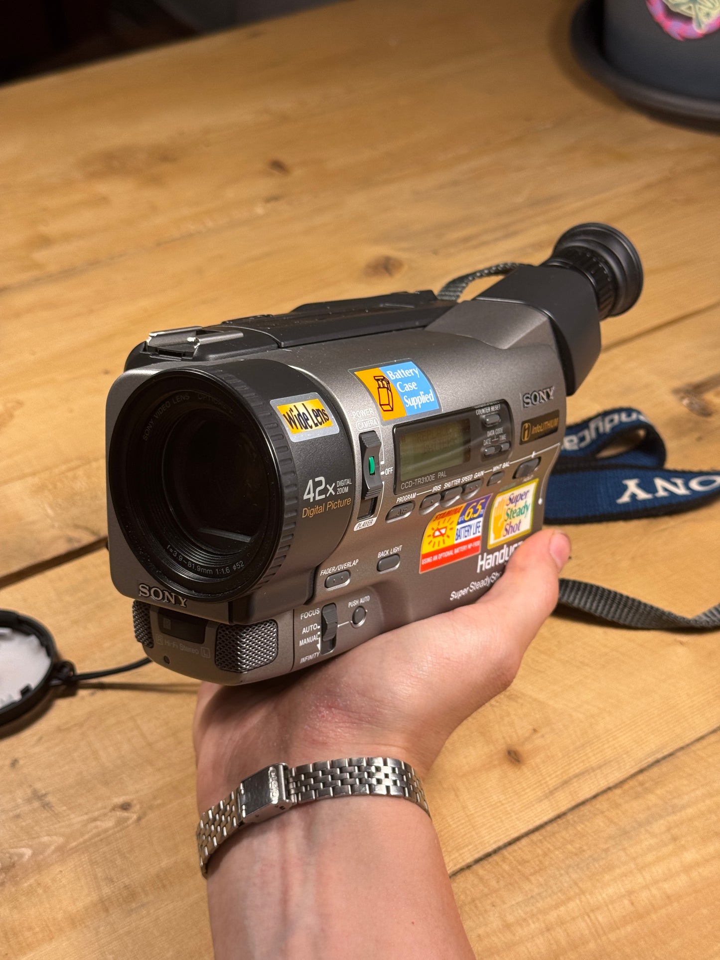 Handycam CCD-TR3100E