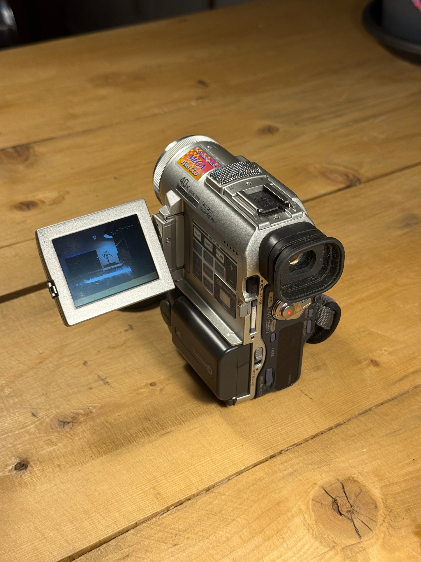 Sony Handycam DCR-PC100E