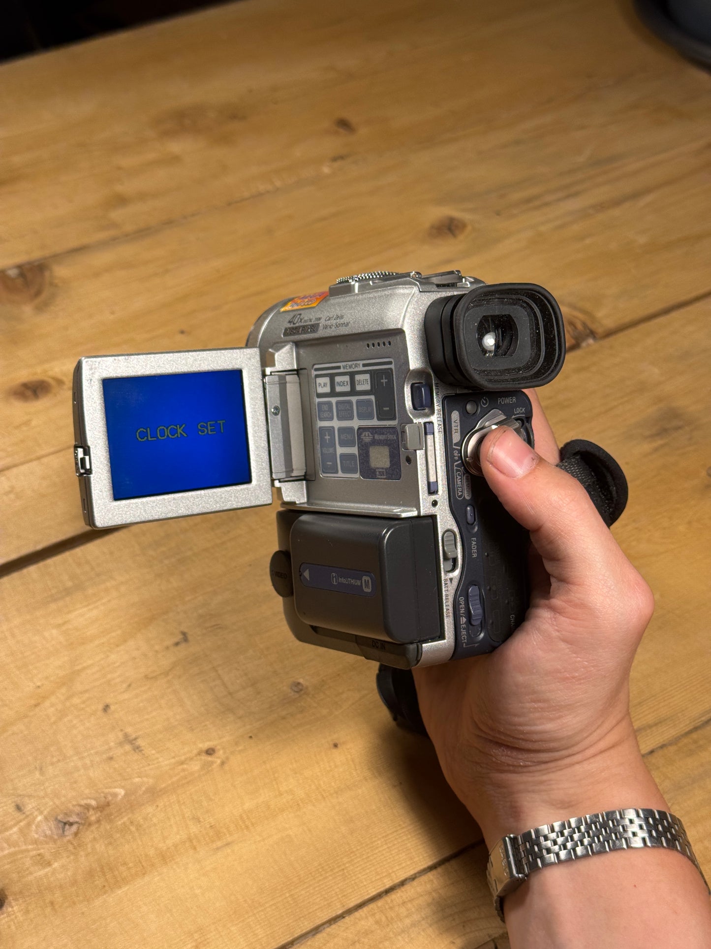Sony Handycam DCR-PC100E