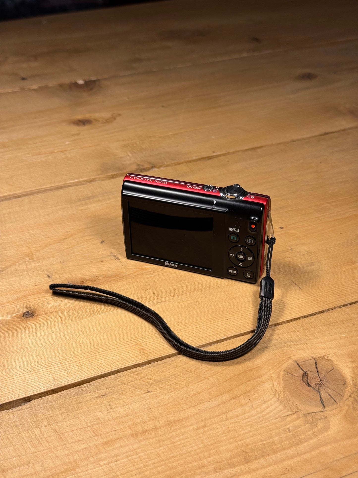 Nikon Coolpix S1500