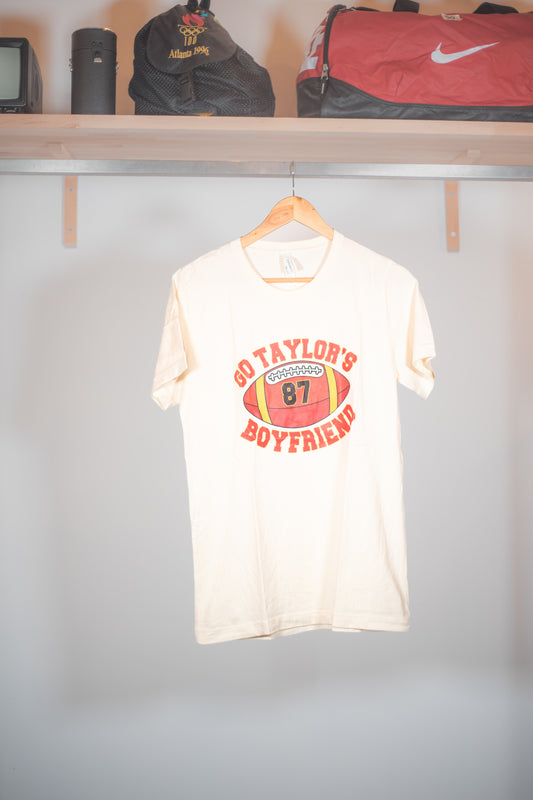 Bella Canvas Go Taylors Boyfriend 87 T-shirt