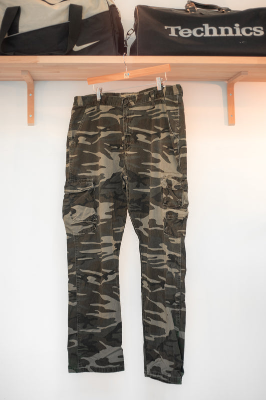 Wrangler Camouflage Cargo Pants