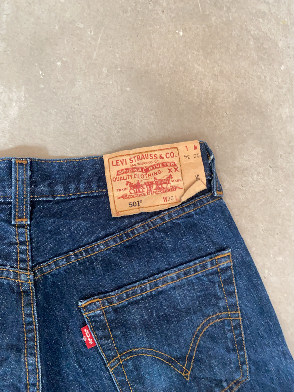 Vintage Levi Strauss & Co. Bottom (W 30 L 34)