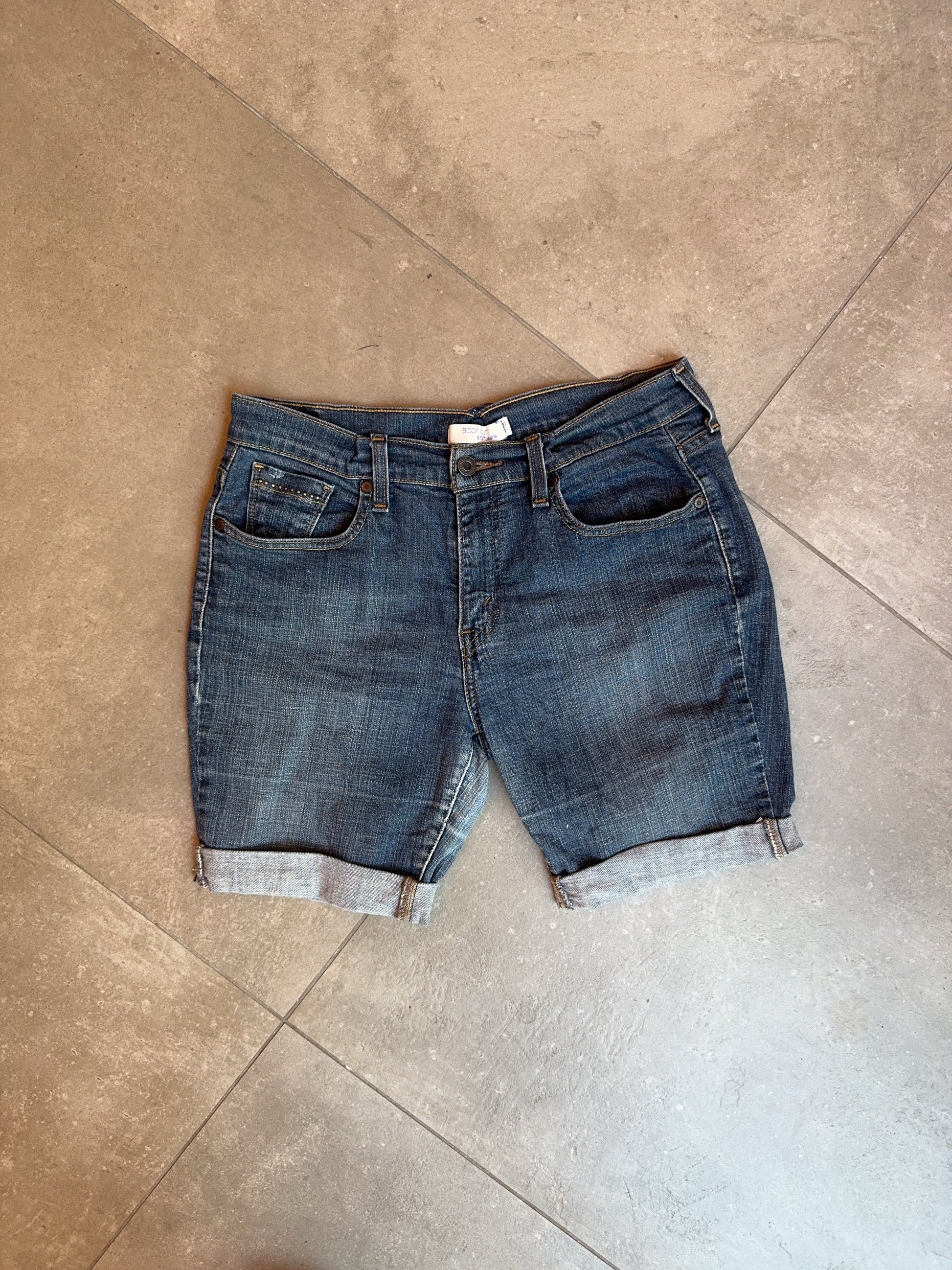 Vintage Levi's Bottom (10 S)
