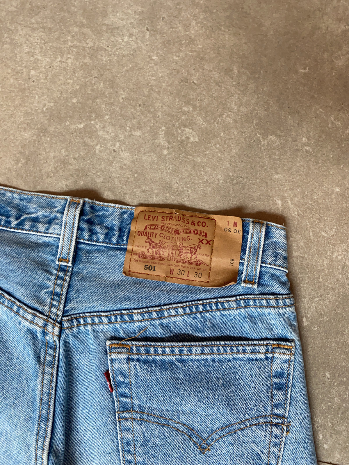 Vintage Levi's Bottom (W 30 L 30)