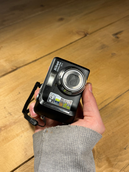 Nikon COOLPIX P1