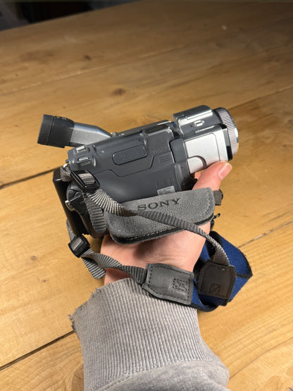 Sony Handycam DCR-TRV60E