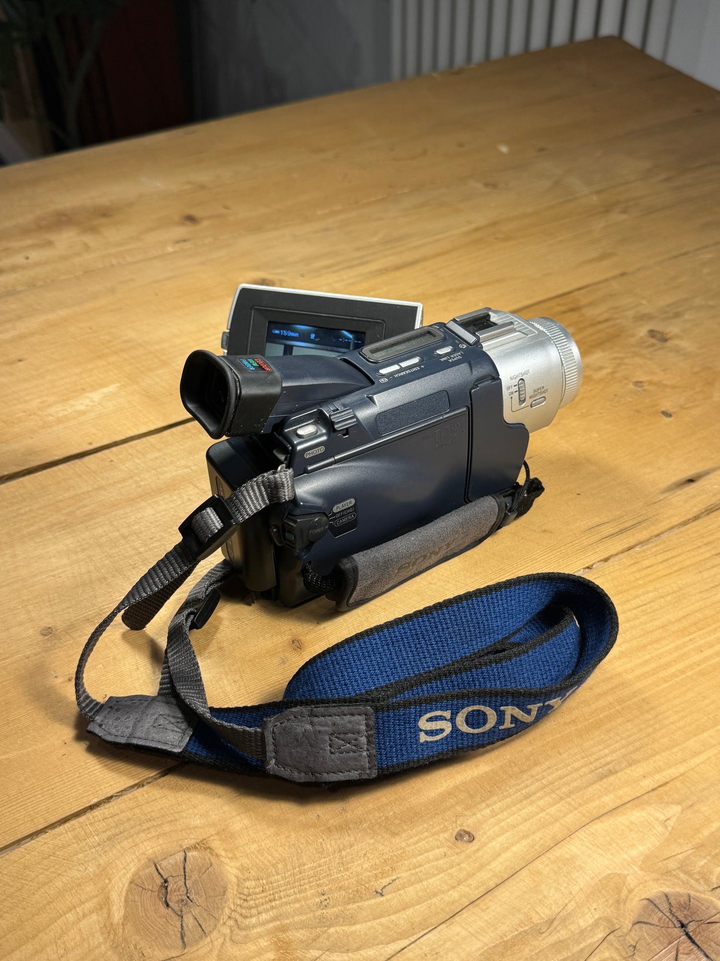 Sony Handycam DCR-TRV15E