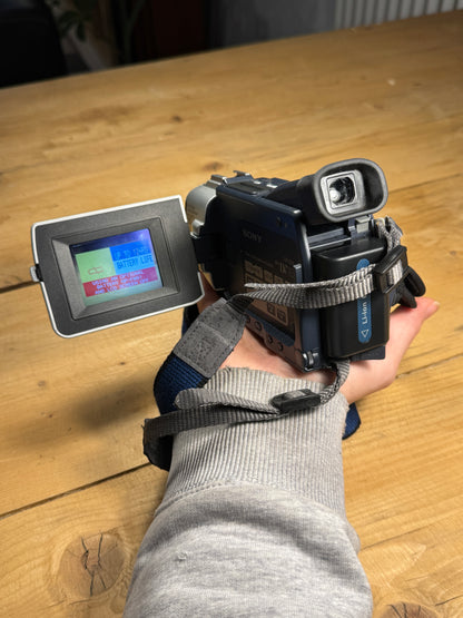 Sony Handycam DCR-TRV15E