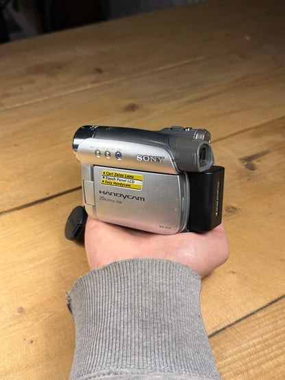 Sony Handycam DCR-HC24E