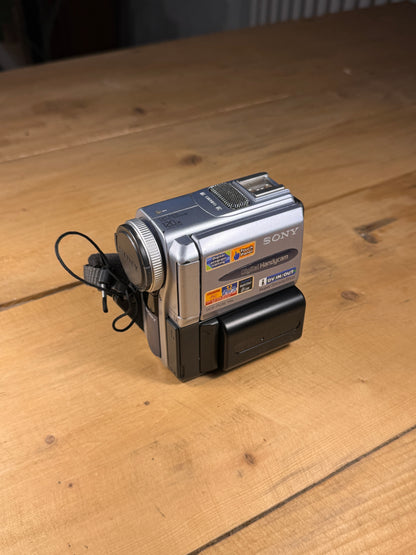 Sony Handycam DCR-PC8E
