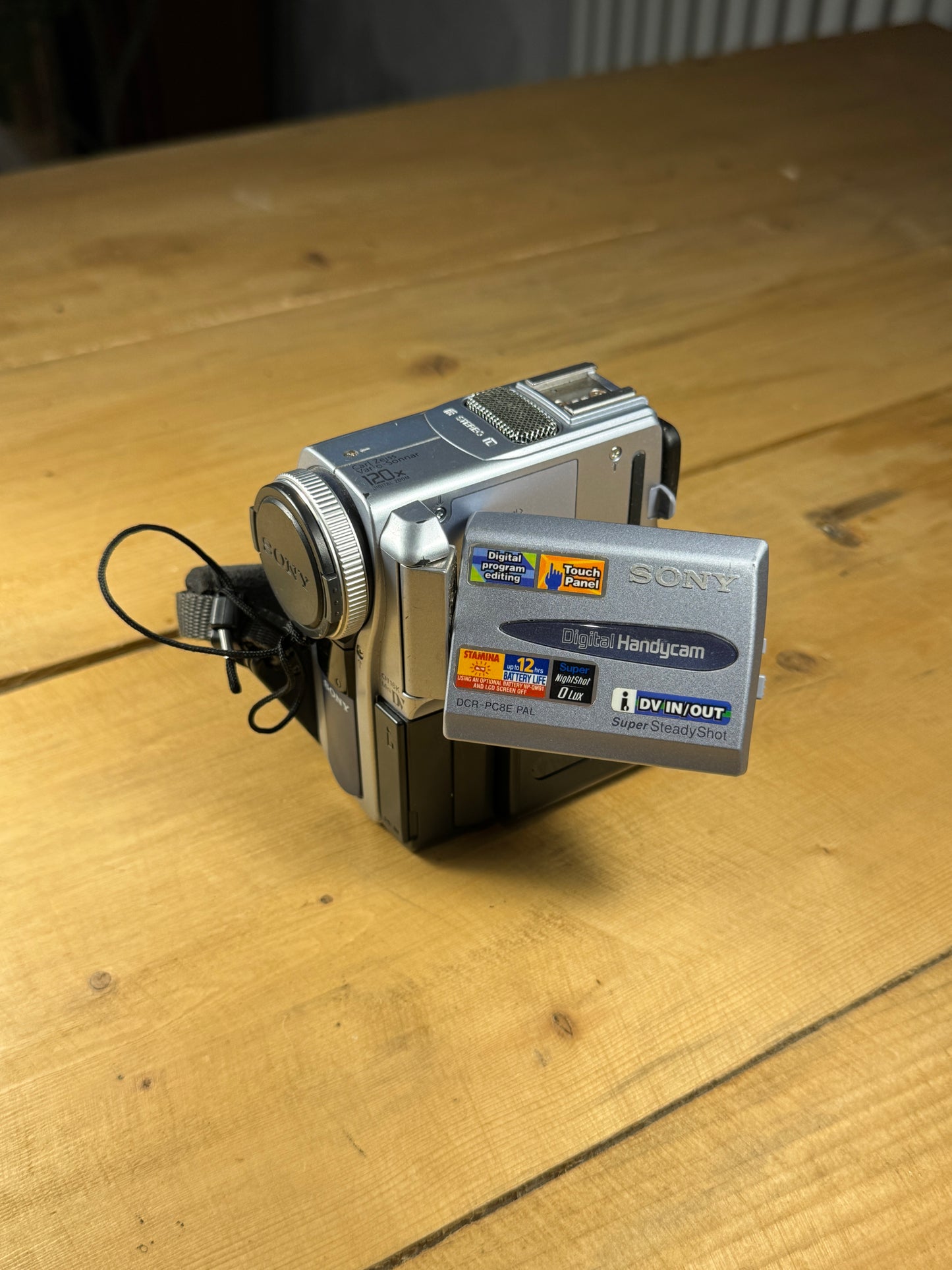 Sony Handycam DCR-PC8E