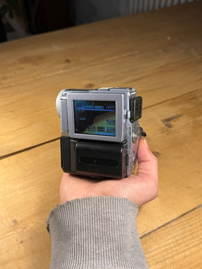 Sony Handycam DCR-PC8E