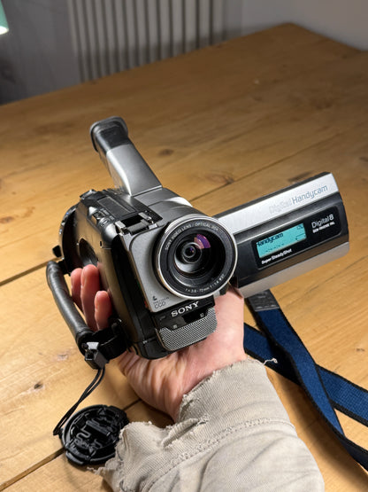 Sony Digital Handycam DCR-TRV210