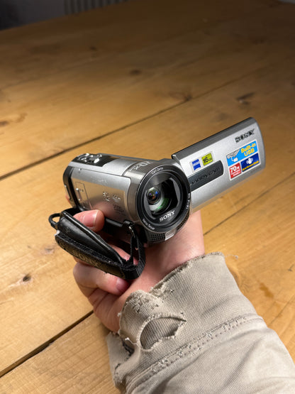 Sony Digital Handycam DCR-SX85E