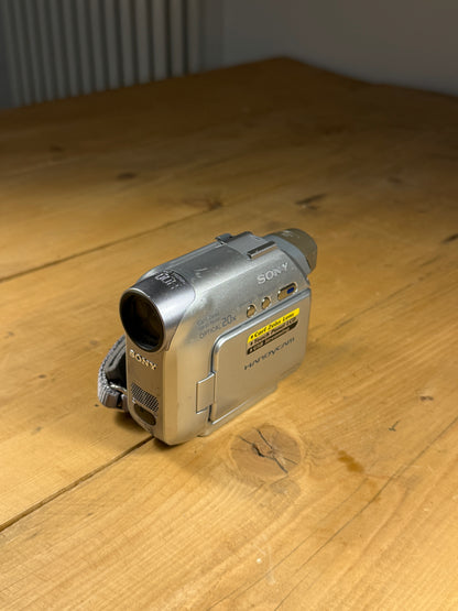 Sony Digital Handycam DCR-HC19E PAL