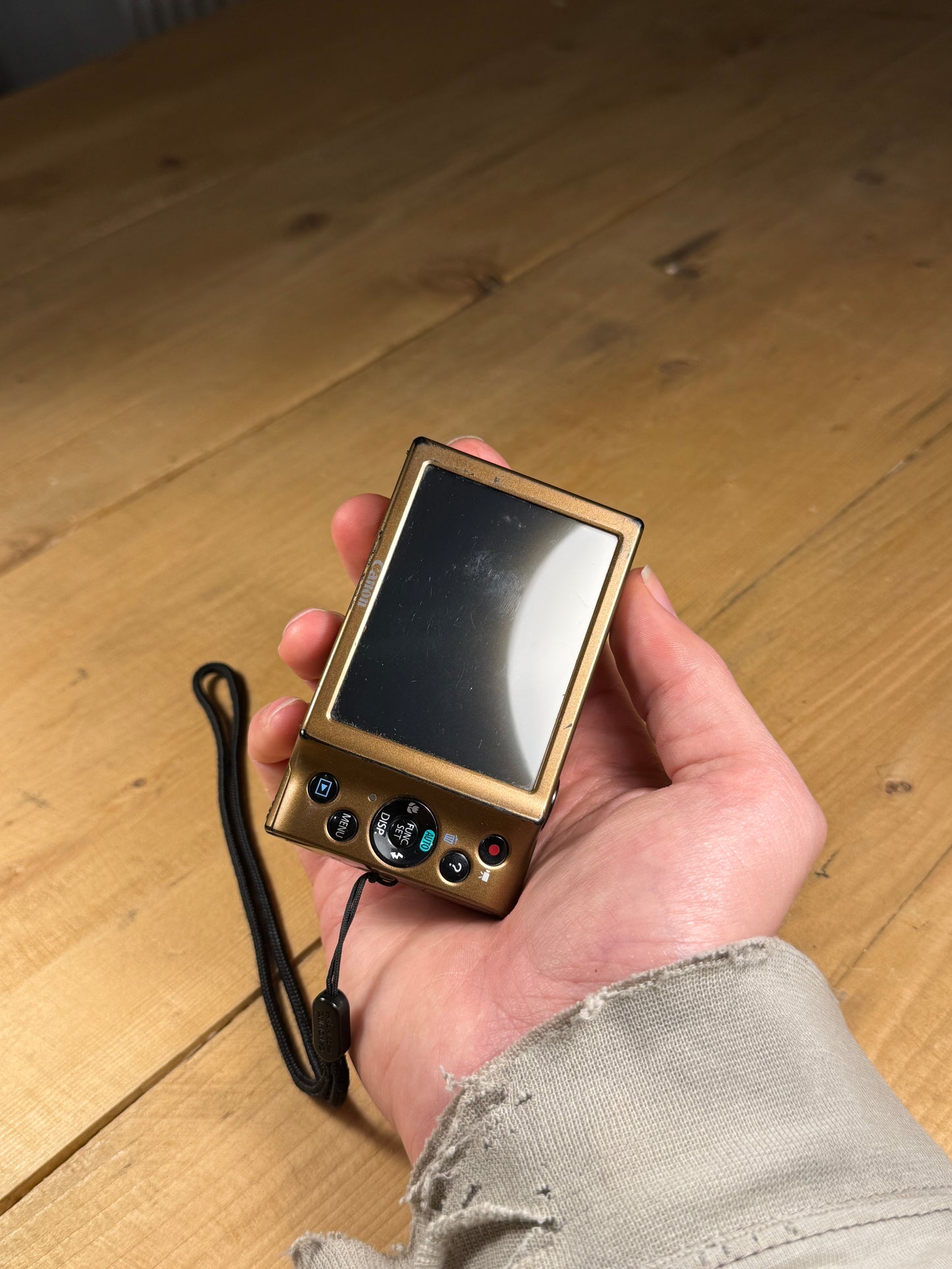 Canon PowerShot A3400 IS PC1737