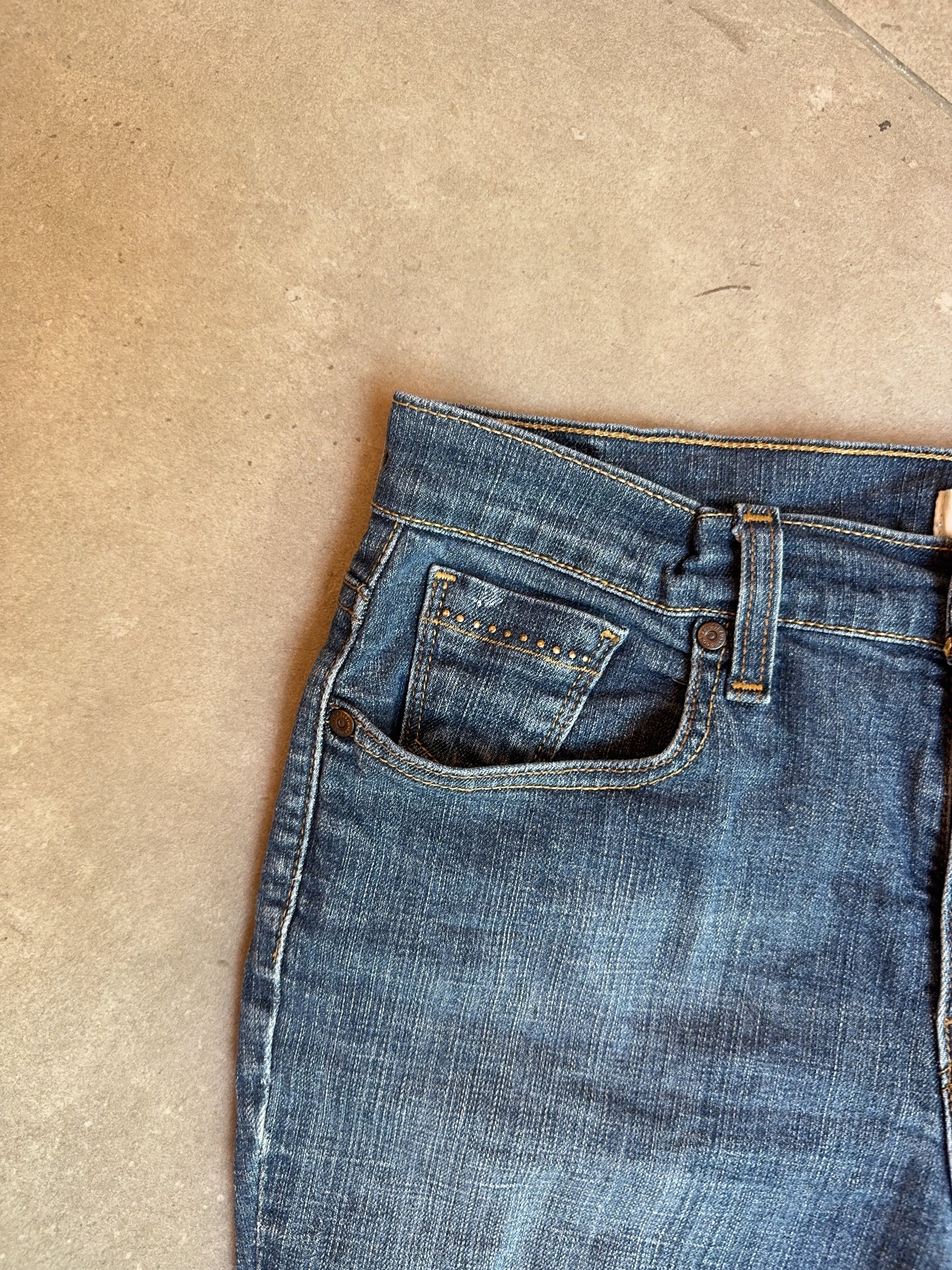 Vintage Levi's Bottom (10 S)